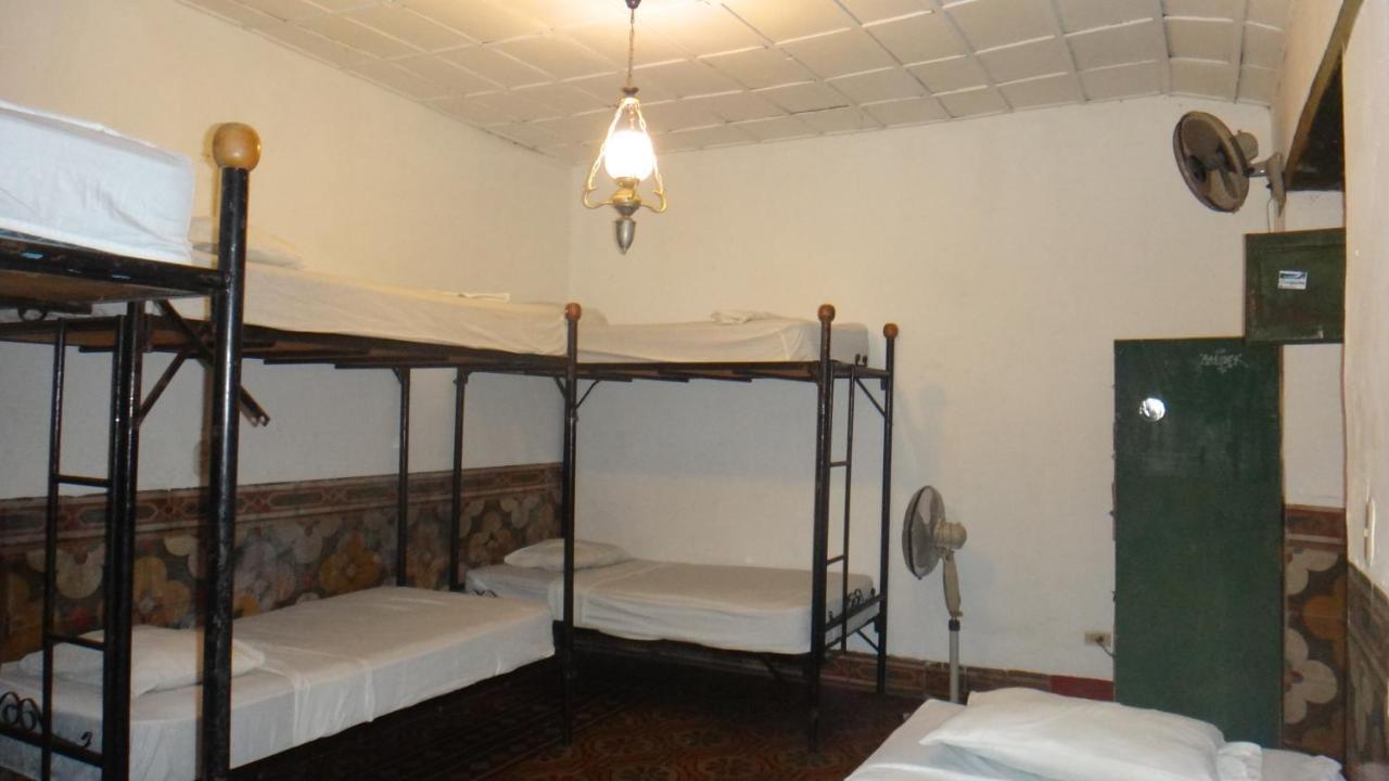 Hostal Sonati León Exterior foto